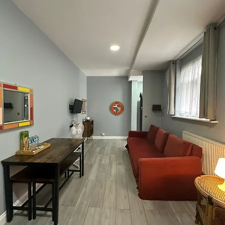 Central London - Ground Floor 2 Bedrooms Apartment Exterior photo